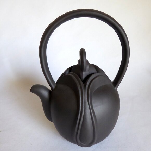 VINTAGE NEW TRADITIONAL CHINESE YIXING ZISHA FLOWER BUD HANDMADE CLAY TEAPOT SET - Picture 3 of 15